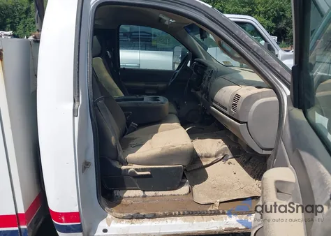 2007 Chevrolet Silverado 2500Hd Work Truck z USA, uszkodzony, nr VIN 1GBHC24K07E543965